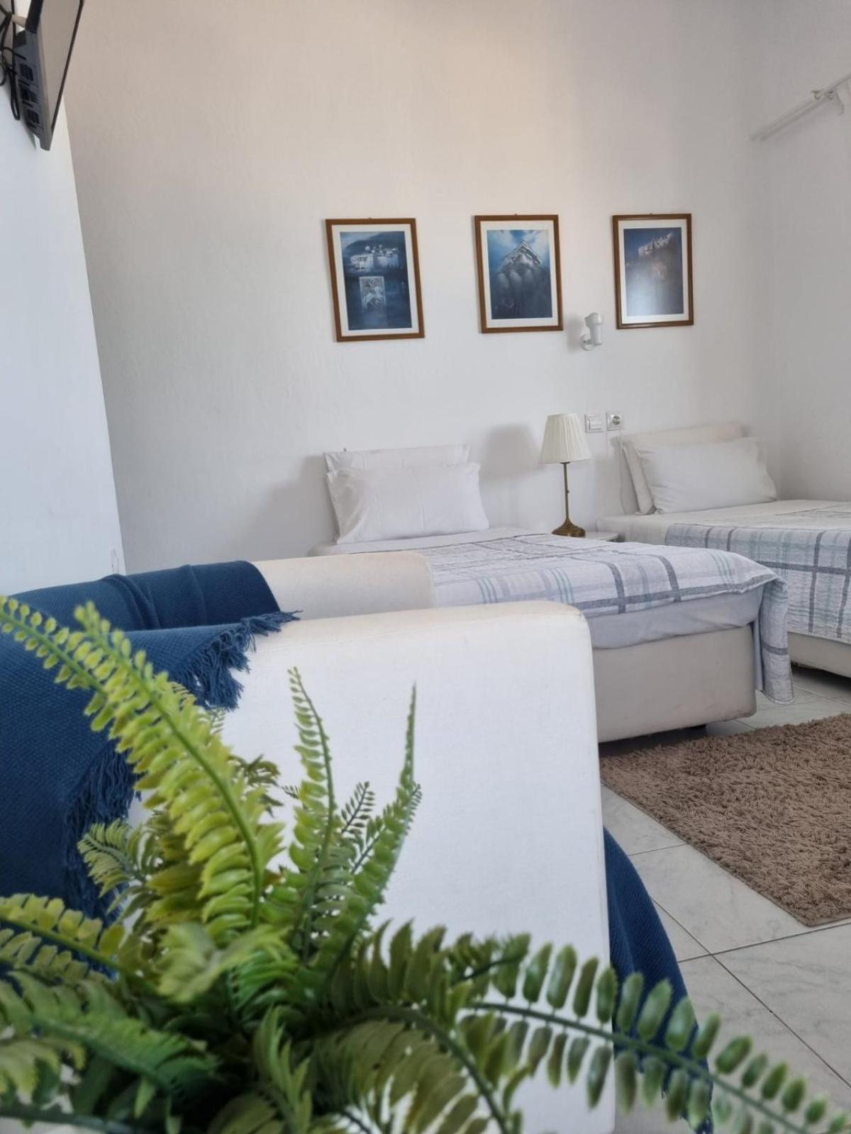 Pension Antonakis Ouranoupolis Greece Exterior foto