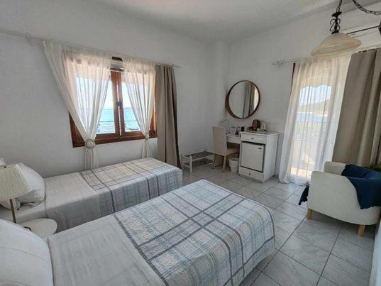Pension Antonakis Ouranoupolis Greece Exterior foto